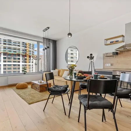 Bratislava's Elite Apartment *