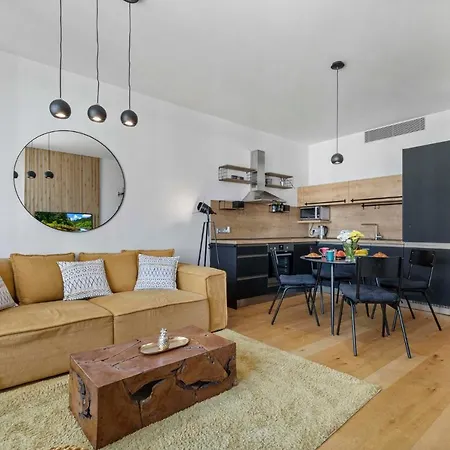 Skypark'S Elite Apartment